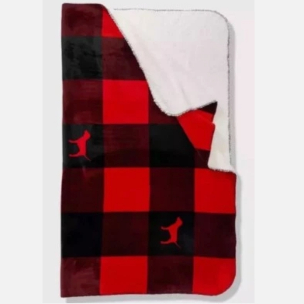 Victoria's Secret PINK Red/Black BUFFALO Plaid Sherpa Blanket 50/60 inches